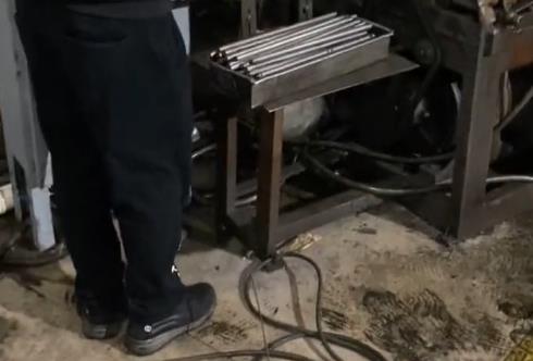 100KW高频国产麻豆成人免费传媒棒轴淬火